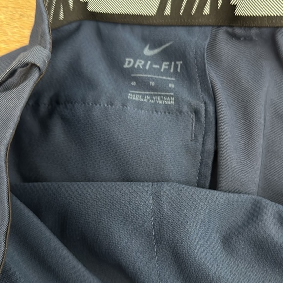 Nike dri fit shorts - Picture 2 of 3